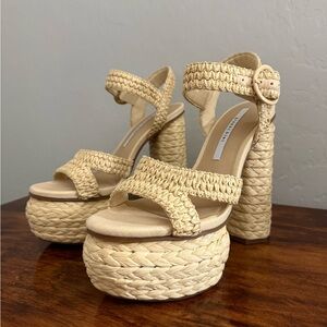 NEW Gianni Bini Platform